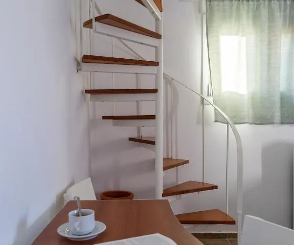 Stone Kontiani - Red